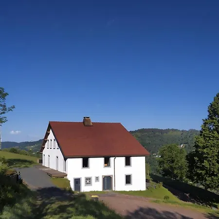 בית נופש De Moyenmont *