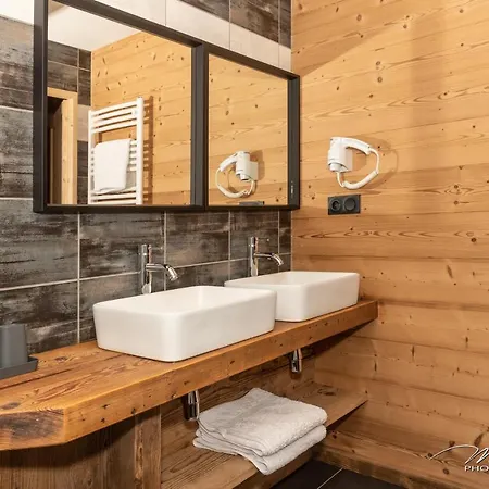 De Moyenmont Holiday home *