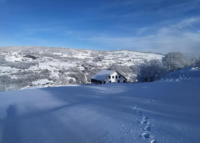 別荘 De Moyenmont ラ・ブレス